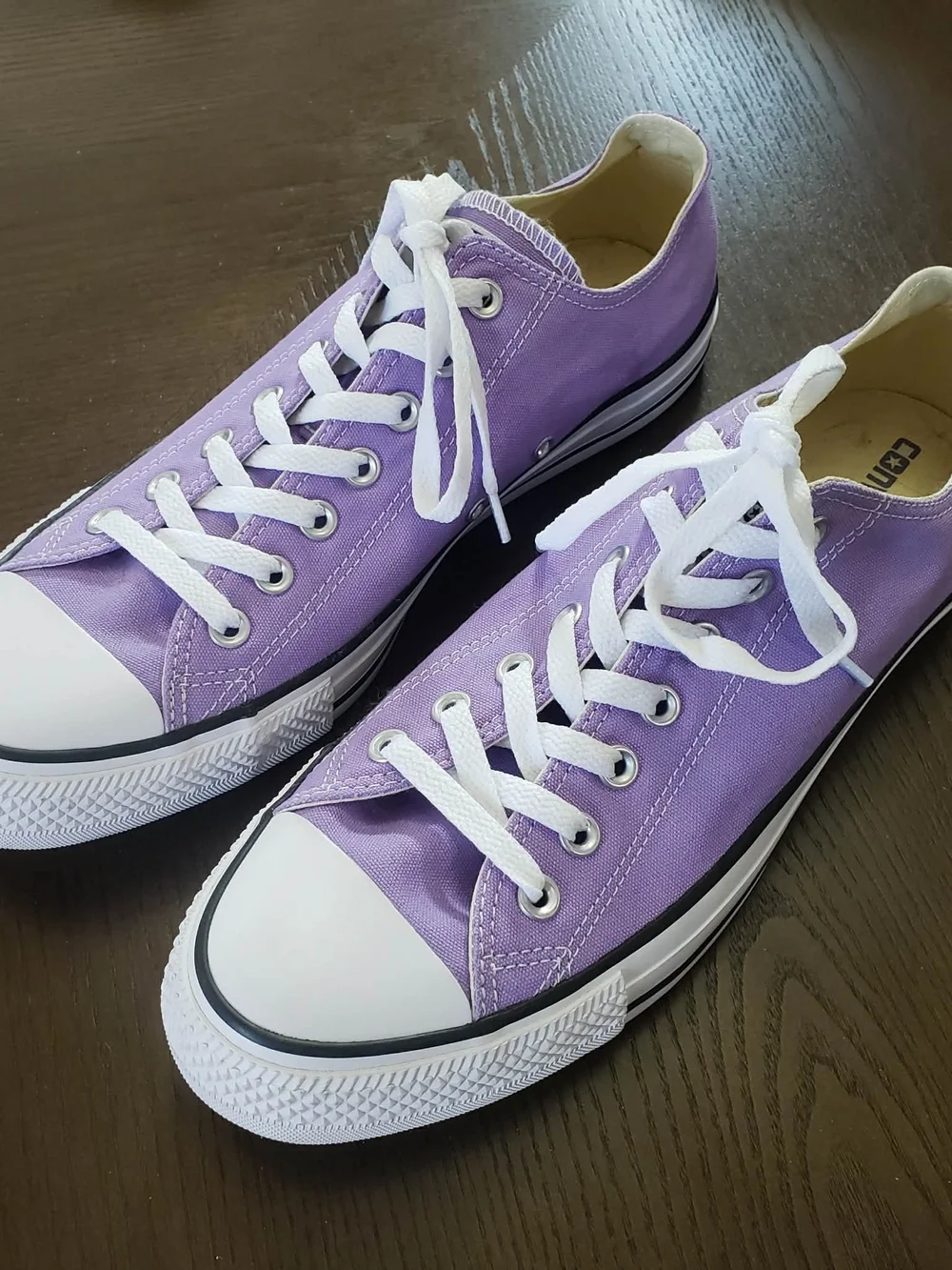 Converse Lavender Canvas Low-Top Sneakers with White Laces Men's Size 11